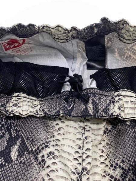 Supreme / ボトム/S/ナイロン/BLK/総柄/NF0A3RSD Supreme(シュプリーム) / ボトム/S/ナイロン/BLK/総柄/NF0A3RSD | 古着