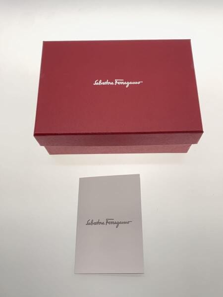 Salvatore Ferragamo(サルヴァトーレフェラガモ) / 箱付/ヴァラリボン 
