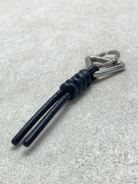 BOTTEGA VENETA(ボッテガヴェネタ) / トライアングルキーリング/レザー