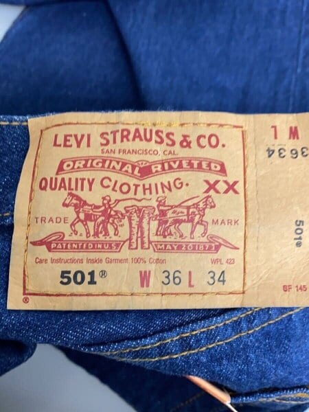 Levi's(リーバイス) / 501/ボタン裏刻印689/コロンビア製 ボトム/36