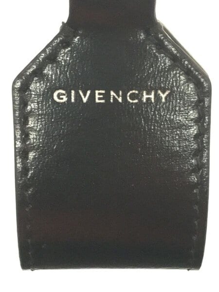 GIVENCHY(ジバンシィ) / スナップクロージャー4Gキーホルダー/レザー 