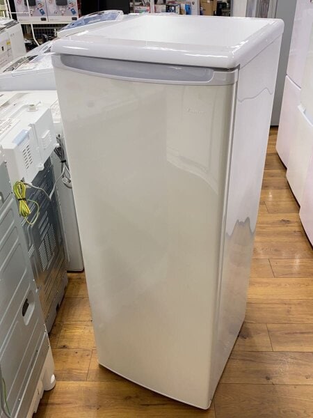 送料込！三ツ星貿易 MA-6120FF-W 右開き 冷凍ストッカー 霜取り不要 