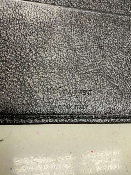 YVES SAINT LAURENT(イヴサンローラン) / 2つ折り財布/レザー/BLK/無地