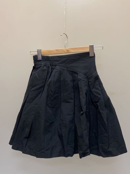 Cygne ショートケープ 黒 Cygneシーニュ フレアショートケープ 黒