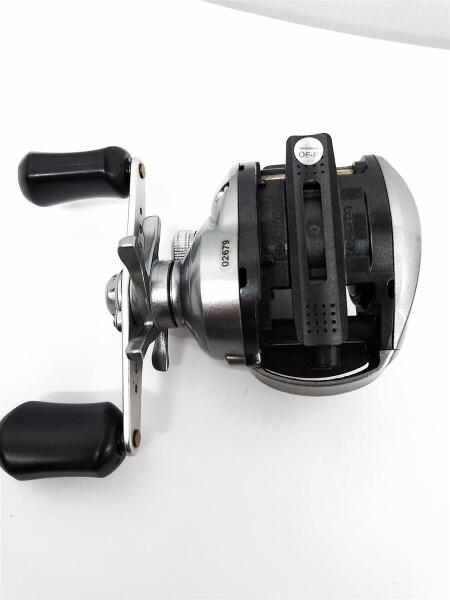 デジタル表示 両軸リール ゴールド/ブラック