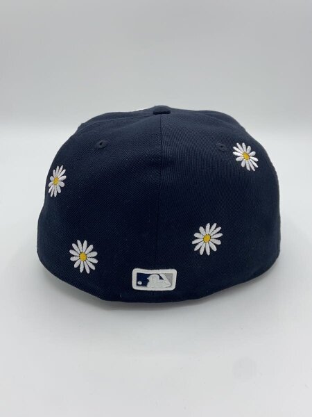 NEW ERA(ニューエラ) / フラワー刺繍/キャップ/7 1/2/コットン