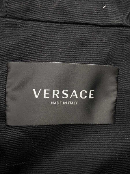 VERSACE / ブルゾン/52/コットン/マルチカラー/総柄/A88319 1F00468 VERSACE(ヴェルサーチェ) / ブルゾン/52/コットン/マルチカラー/総柄