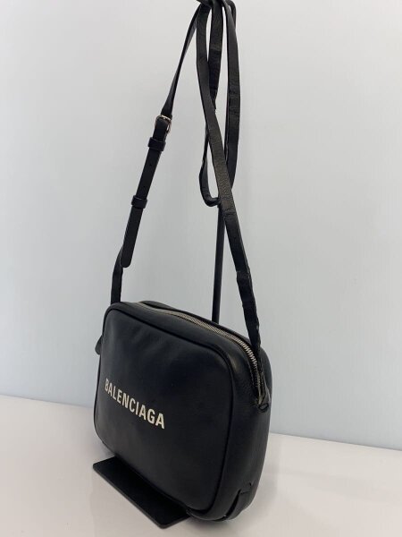 BALENCIAGA(バレンシアガ) / ショルダーバッグ/レザー/489812・1000・Y 