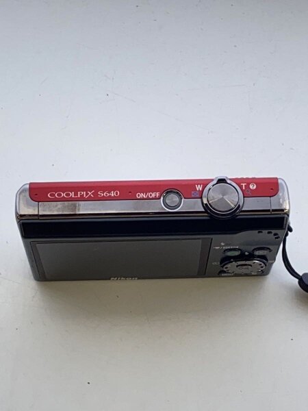 Nikon(ニコン) / デジタルカメラ COOLPIX S6400 [グロッシー Nikon(ニコン) / デジタルカメラ COOLPIX S6400 [グロッシー