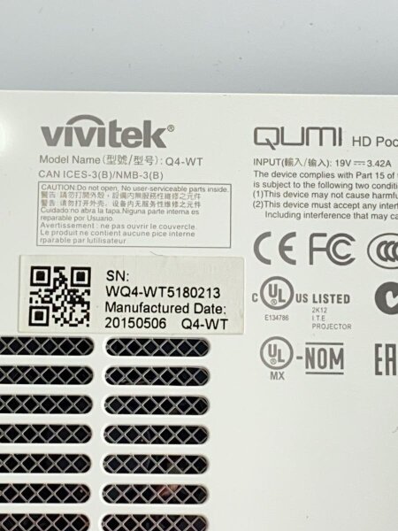 VIVITEK(ヴィヴィテック) / プロジェクター QUMI Q4-WT [White] | 中古