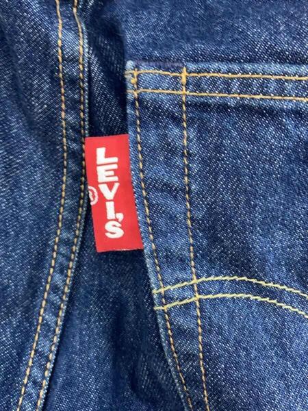Levi