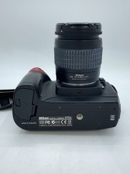 Nikon D70S 一眼レフカメラ レンズ2本付き Nikon(ニコン) / デジタル一眼カメラ D70s レンズキット | 中古品の