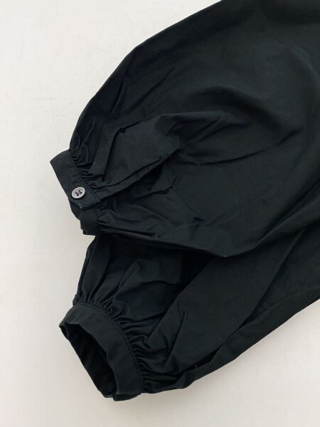 ジャーナルスタンダードラックス　タイプワッシャー スタンドカラーパフブラウス　黒 JOURNAL STANDARD LUXE（ジャーナルスタンダード ラックス）の「《予約