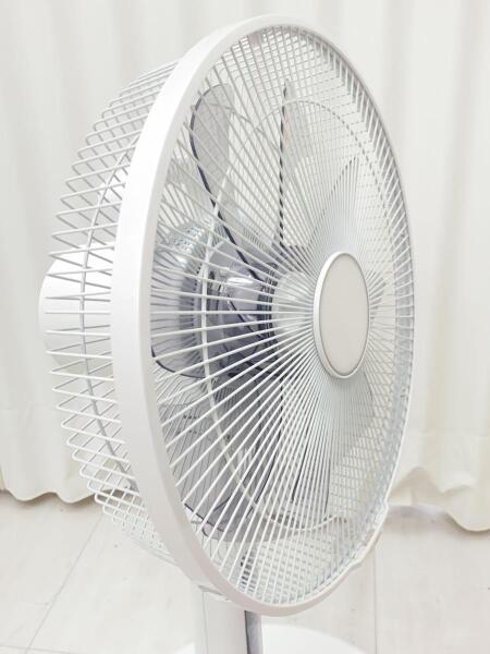 HITACHI(ヒタチ) / ACモーターリビング扇風機/HEF-130R2/4段階調整