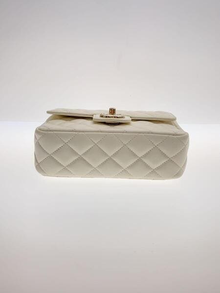 美品 シャネル マトラッセ コンパクト ミニ チェーン ショルダー バッグ CHANEL(シャネル) / マトラッセ/ミニフラップ/チェーンバッグ
