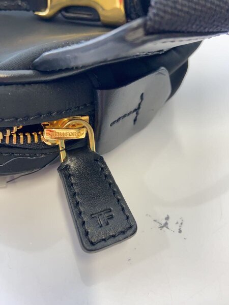 TOM FORD(トムフォード) / ボディバッグ/--/BLK | 中古品の販売・通販