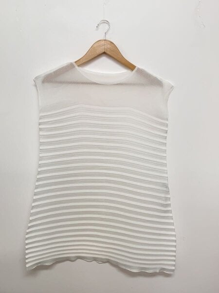 イッセイミヤケmeストライプノースリーブチュニック Mサイズ me ISSEY MIYAKE(ミーイッセイミヤケ) / ジャバラノースリーブ