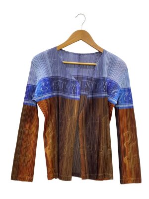 PLEATS PLEASE ISSEY MIYAKE（プリーツプリーズイッセイミヤケ）の古着