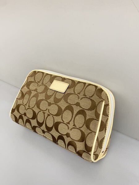 COACH(コーチ) / シグネチャー/ポーチ/--/BEG/モノグラム | 中古品の 