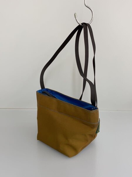 美中古Herve Chapelier 1927N 舟型ショルダーバッグ XS Herve Chapelier(エルベシャプリエ) / ナイロン舟型ショルダーバッグXS