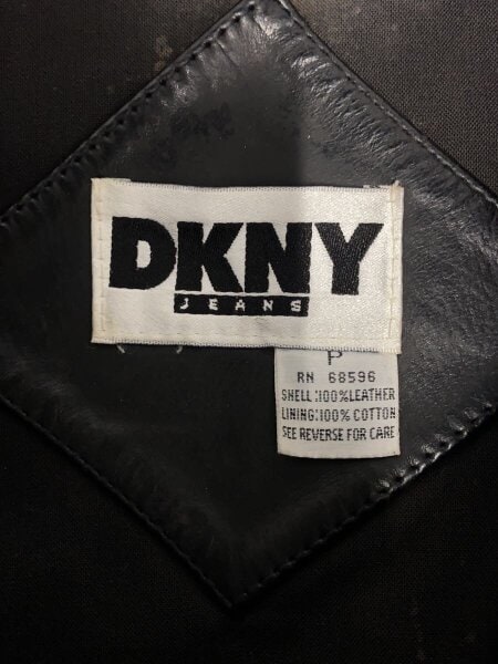 DKNY(DONNA KARAN NEW YORK)(ディーエヌワイ(ダナキャランニューヨーク