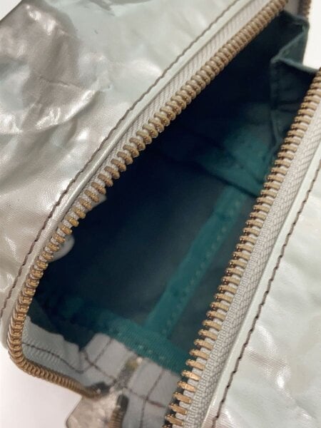 未使用 イッセイミヤケ プリーツプリーズ ポーチ PLEATS PLEASE ISSEY MIYAKE(プリーツプリーズイッセイミヤケ