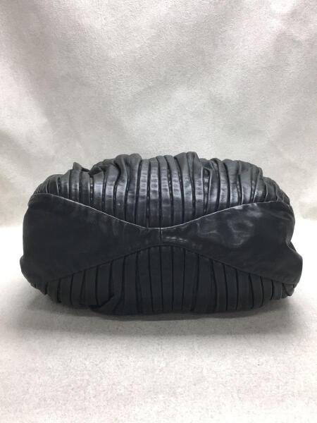 MIU MIU 黒 プリーツバッグ MIU MIU(ミュウミュウ) / プリーツバッグ/レザー/ブラック | 中古品の