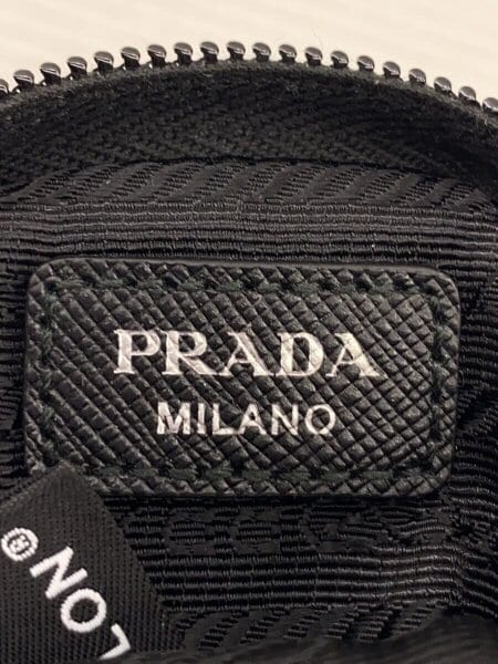 PRADA(プラダ) / ミニポーチ/RE-NYLON/BLK | 中古品の販売・通販なら