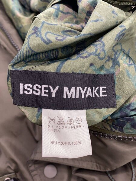 ISSEY MIYAKE / コート/2/ポリエステル/ME41FA024 ISSEY MIYAKE(イッセイミヤケ) / コート/2/ポリエステル/ME41FA024