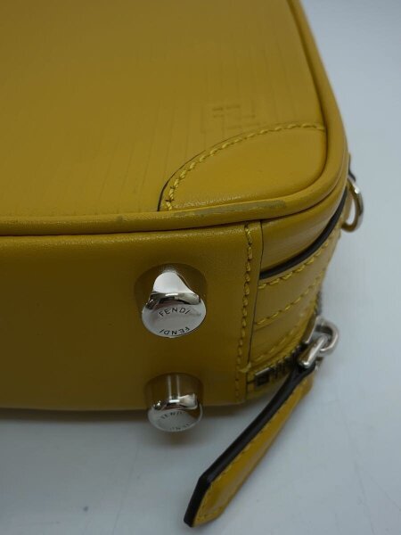 FENDI(フェンディ) / クロスボディレザーポシェットショルダーバッグ 