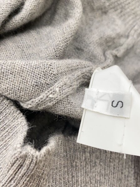 STONE ISLAND(ストーンアイランド) / Vネックハイゲージニット 