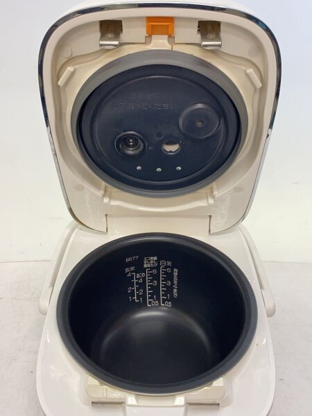 ZOJIRUSHI(ゾウジルシ) / 炊飯器 NW-PS10-WZ/圧力IH炊飯器/ | 中古品の 