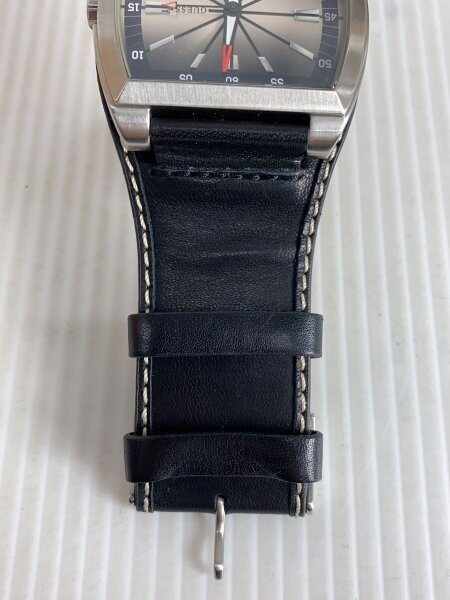 GUESS(ゲス) / 腕時計/アナログ/レザー/シルバー/ブラック// | 中古品 