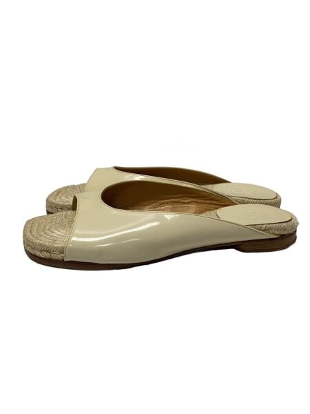 ぷ*様 HERMESベージュ スリングバックサンダル 37 HERMES(エルメス) / サンダル/37/BEG/エナメル | 中古品の販売・通販