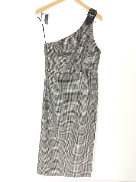 Adore アドーア ワンピース 36 ウール ブラック グレンck ワンショルダー セカンドストリート 衣類 家具 家電等の買取と販売ならセカンドストリート お問い合わせ番号