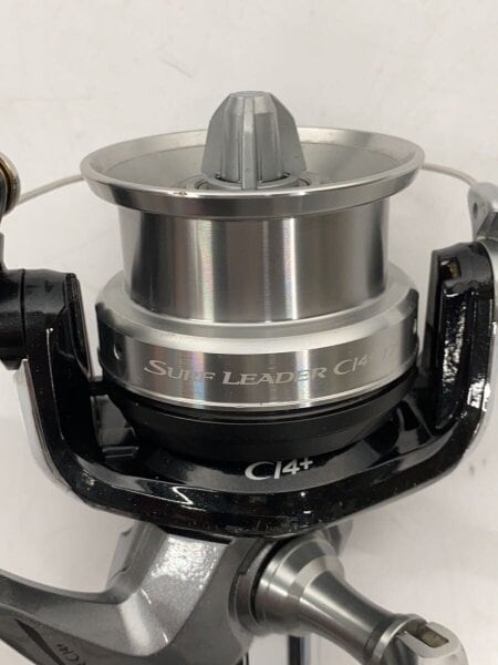 シマノ サーフリーダー17 実釣未使用品 SHIMANO(シマノ) / 03201 13スーパーエアロサーフリーダーCI4+17細糸