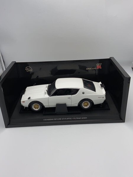 KYOSHO(キョウショウ) / ミニカー/WHT/ 1/18ダイキャスト/NISSAN