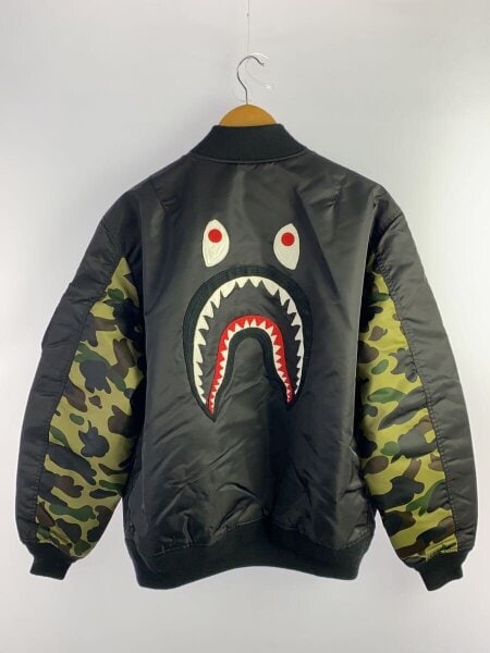 【最終値下げ】アベイシングエイプ シャーク　キルティング　スタジャン　レディース A BATHING APE(アベイシングエイプ) / フライトジャケット/L