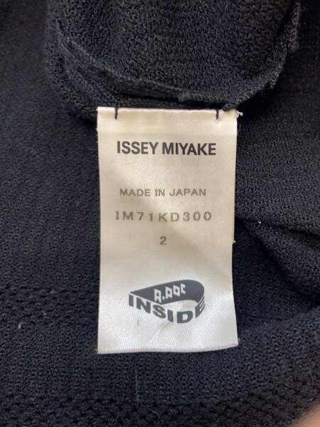 ISSEY MIYAKE / ニット・セーター(厚手)/2/ナイロン/BLK/無地/IM71KD300 ISSEY MIYAKE(イッセイミヤケ) / ニット・セーター(厚手)/2/ナイロン
