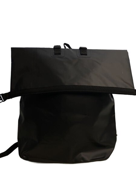 YEEZY yzy BP 01 イージー　リュック YEEZY(イージー) / リュック/PVC/BLK/BP-01 | 中古品の販売・通販なら