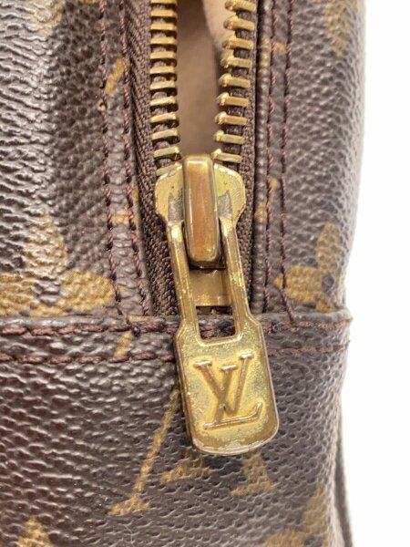 LOUIS VUITTON(ルイヴィトン) / トゥルース・トワレット28_モノグラム