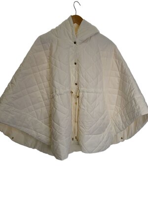 Madison de Dolce メゾンドトルチェ　ポンチョ Madison de Dolce メゾンドトルチェ ポンチョ