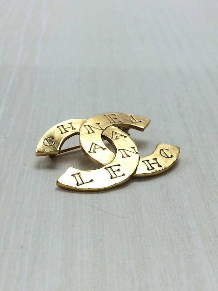 CHANEL(シャネル) / アクセサリー/ブローチ/GLD/ロゴモチーフ/ココ