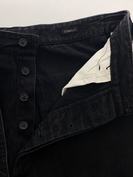 COMOLI(コモリ) / 25SS/デニムベルテッドパンツ/ボトム/2/デニム/BLK 