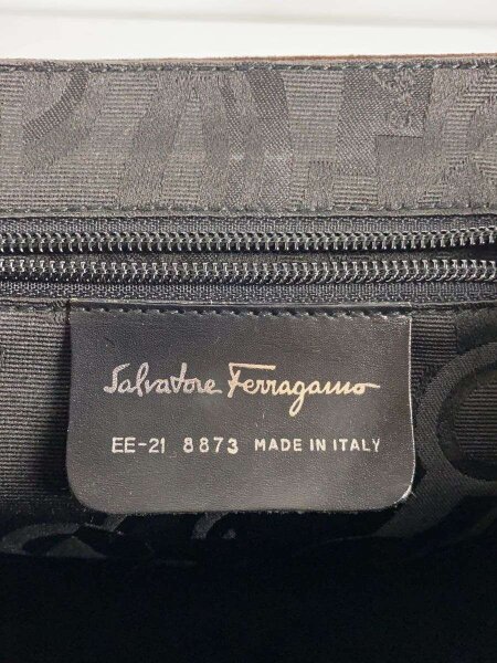 Salvatore Ferragamo(サルヴァトーレフェラガモ) / ショルダーバッグ