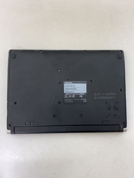 TOSHIBA(トウシバ) / ノートパソコン dynabook RX33 RX33/FB