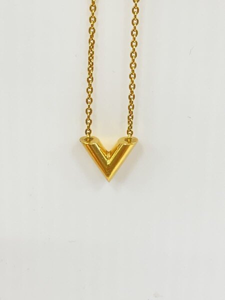 LOUIS VUITTON(ルイヴィトン) / ネックレス・エセンシャルV_GLD LOUIS VUITTON(ルイヴィトン) / ネックレス・エセンシャルV_GLD