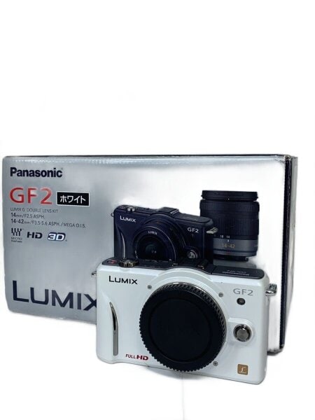Panasonic(パナソニック) / デジタル一眼カメラ LUMIX DMC-GF2W-W