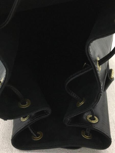【中古】LOUIS VUITTON エピリュック/レザー/BLK 中古】LOUIS VUITTON エピリュック/レザー/BLK