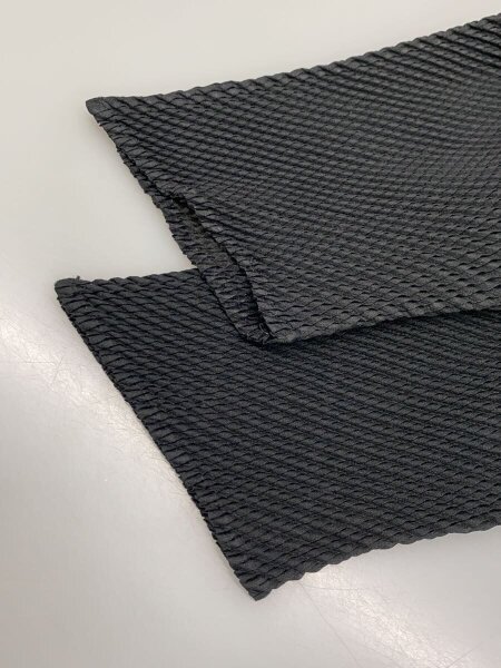 ISSEY MIYAKE(イッセイミヤケ) / カットソー/3/ポリエステル/BLK